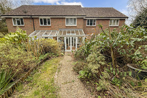 Photo 11- click for photo gallery